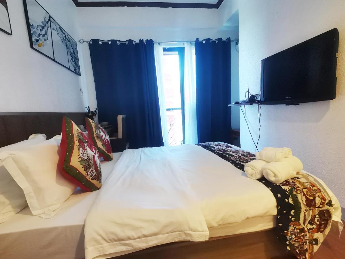마카티 Warm Makati 아파트 호텔 외부 사진